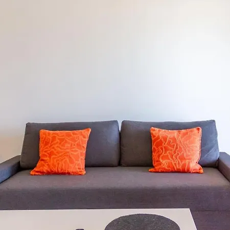 Zenbnb / Scandinavian / Gare / Parking Prive / Appartement Annemasse