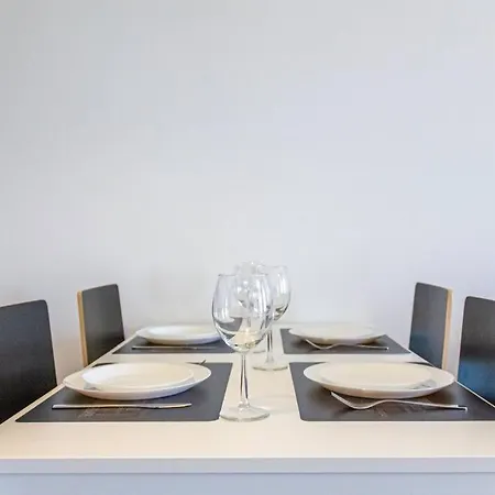Zenbnb / Scandinavian / Gare / Parking Prive / Διαμέρισμα *
